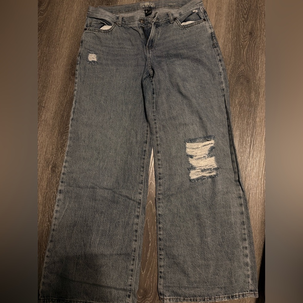 Distressed Gray Women Jeans